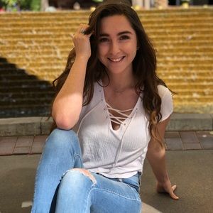 Meet your Posher, Tori